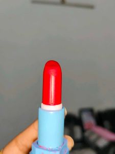 Brett K Matte Lipstick - red