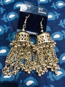 I’m Selling This Earring