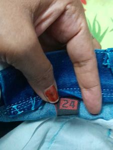 Cute Girl's Denim Capris