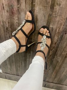 Studded stellitoes