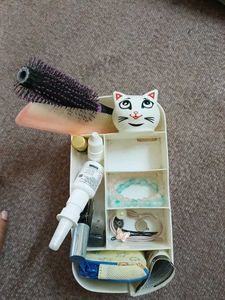 Cute Pritresty Organiser For Skincare &amp; Stationary