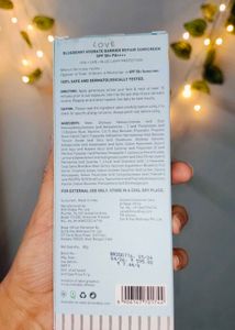 Dot &amp; Key Blueberry Sunscreen