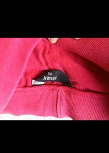 2 T-shirt  Two Pyjamas