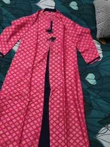 Pink &amp; Gold Patterned Kurti
