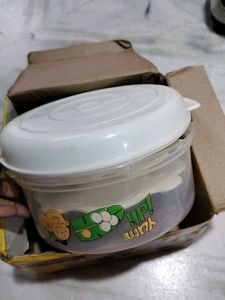 Microvavable Idly Momo Cooker