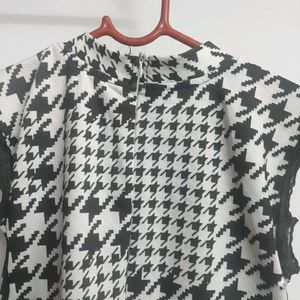 Houndstooth Print Long Sleeve Dress