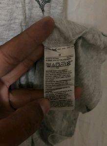 Gap Grey Short Sleeves T Shirt