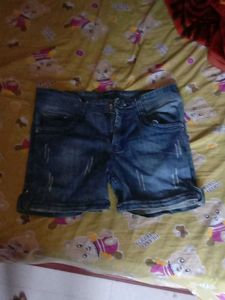 Women Denim Scratch Shorts