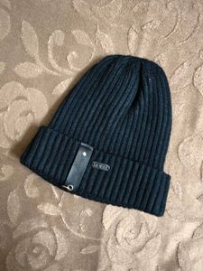 🆕️❤️ Black Cap