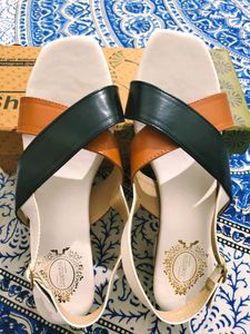 Shoetopia Women White Heels
