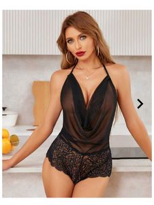 Women Sleeveless Halter Neck 🥀