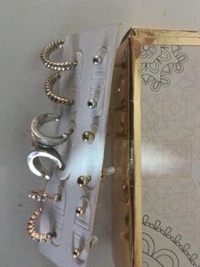 ❤️Latest korean Earrings Set With Beautiful box