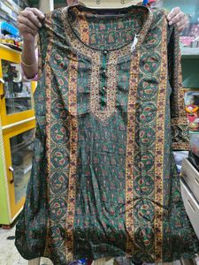 Green &amp; Gold Print Kurta