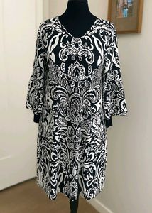 Imported Midi Dress 🖤