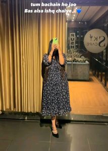 Floral Print Midi Dress 42 and 44 wear it.