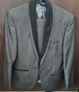 Louise Philippe Suit for Men