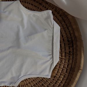 SALE!!! WHITE COLLAR SLEEVELESS TOP FOR SALE