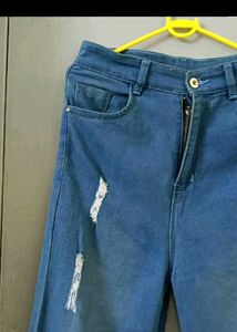 Ripped Wide Leg Jeans