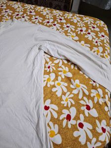 White Long Sleeve T-Shirt Xl
