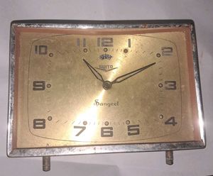 NON WORKING Vintage Metal Clock