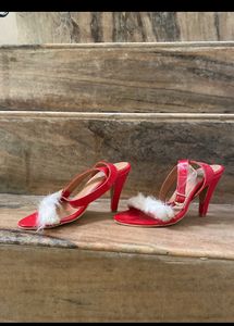 Free‼️Giveaway‼️ Heels