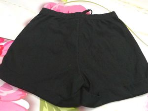 (1300)Black Lounge Shorts