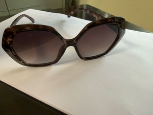Chic Patterned Oversized Sunglasses