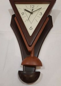 Wall Clock &amp; Decor ⏰️