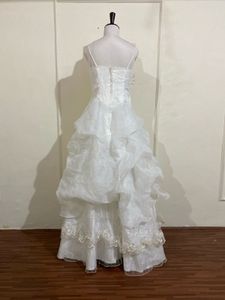 Elegant wedding dress