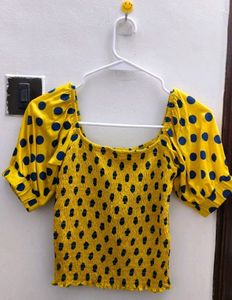 ONLY Branded Top