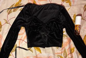 Urbanic black corset full sleeve top