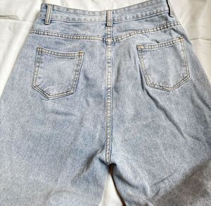 baggy jeans💙
