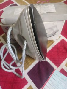 Bajaj Majesty DX4 Iron