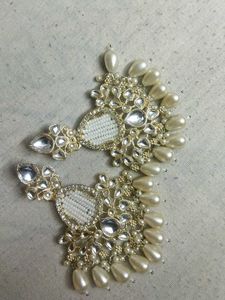 Elegant Pearl & Crystal Earrings