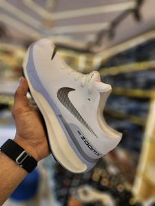 Nike Zoom Invincible 3 (7A Top Quality)