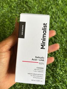 Minimalist Cleanser