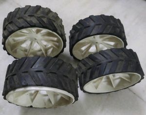 Price Drop 🔥Robot Four Hard Grip Wheels