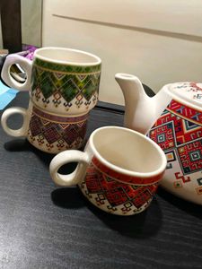 Aesthetic Tea Kettle With Cups