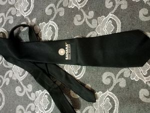 Sahara India Pariwar Tie