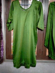 Green Embroidered Kurta Set