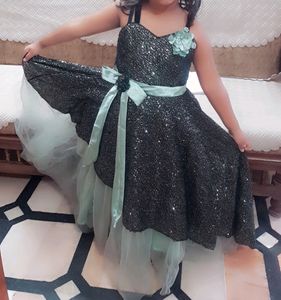 Beautiful Gown For 5-6 Years Girl