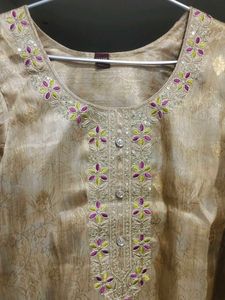 Beautiful Silk Suit Set 🤩