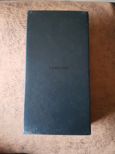 Samsung Galaxy Note 8 (Midnight Black) With Stylus