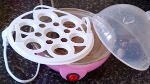 Egg Boiler Electric Automatic Off 7 Egg Poacher for Steaming, Cooking, Boiling and Frying