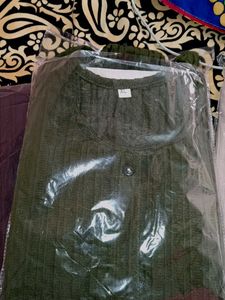 3 &amp; Kurthis Combo