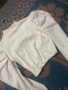 Off-White Sweatshirt