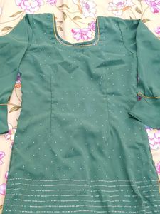 Full Set Of Salwar Kameez And Duppta