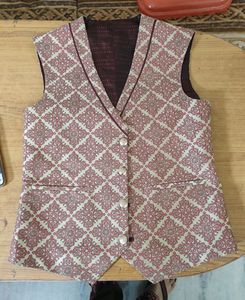 Coat Pent With Basket