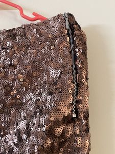 High end Bar III shimmer skirt