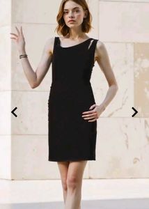 Chic Black Sleeveless Mini Dress